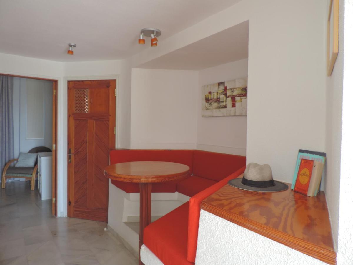 Apartment-Hotel Altamira Costa Adeje  Exterior photo
